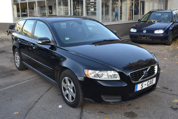 Volvo V50