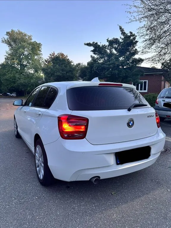 BMW 120