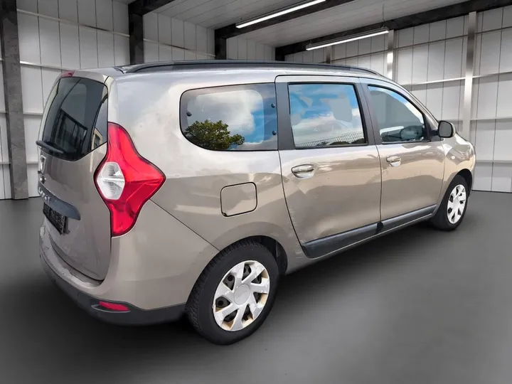 Dacia Lodgy