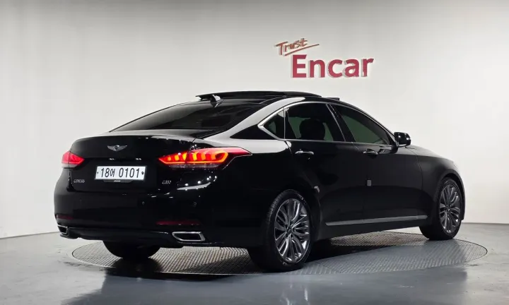 Hyundai Genesis
