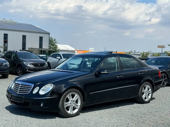 Mercedes-Benz E 320