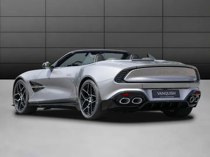 Aston Martin Vanquish