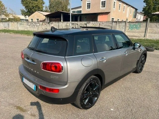 MINI Cooper Clubman