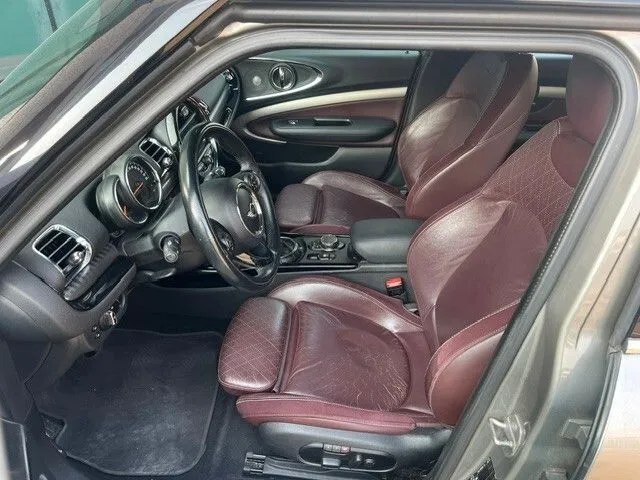 MINI Cooper Clubman