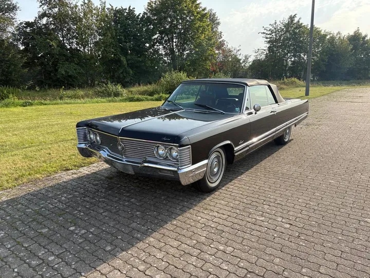 Chrysler Imperial