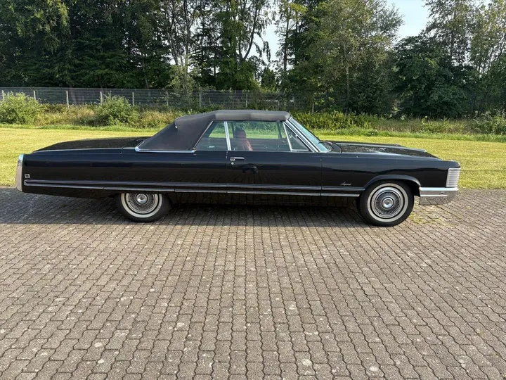 Chrysler Imperial
