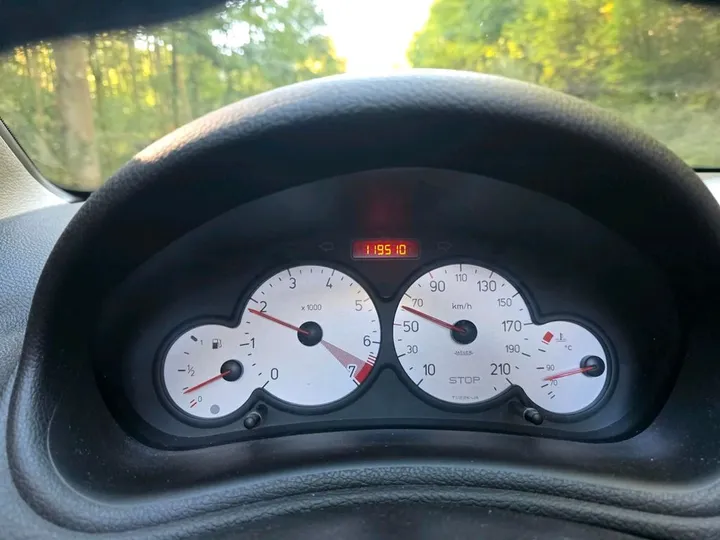 Peugeot 206