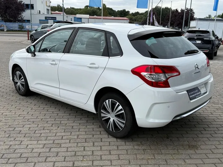 Citroën C4