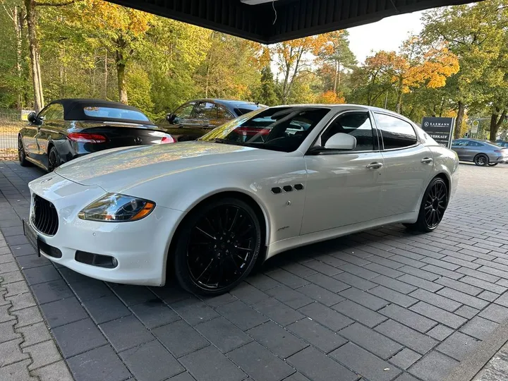 Maserati Quattroporte