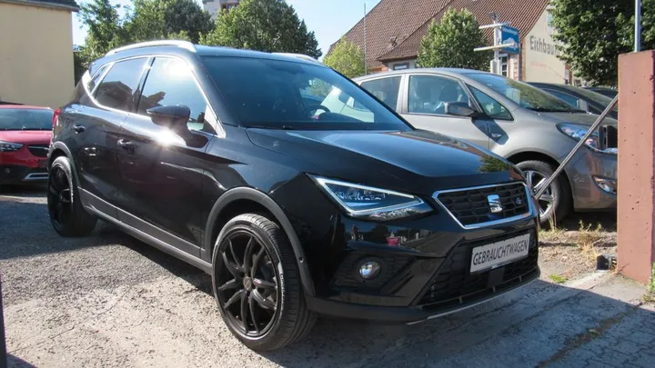 Seat Arona
