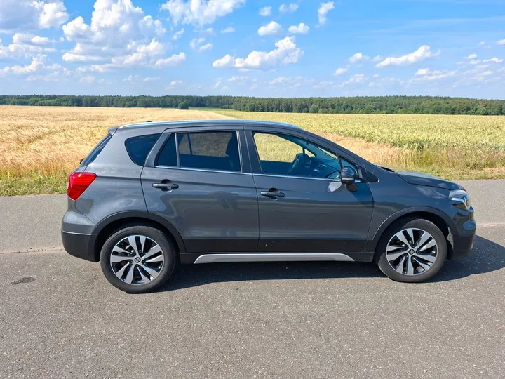 Suzuki (SX4) S-Cross