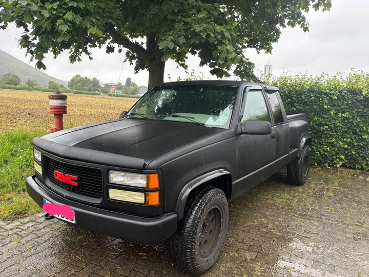 GMC Sierra