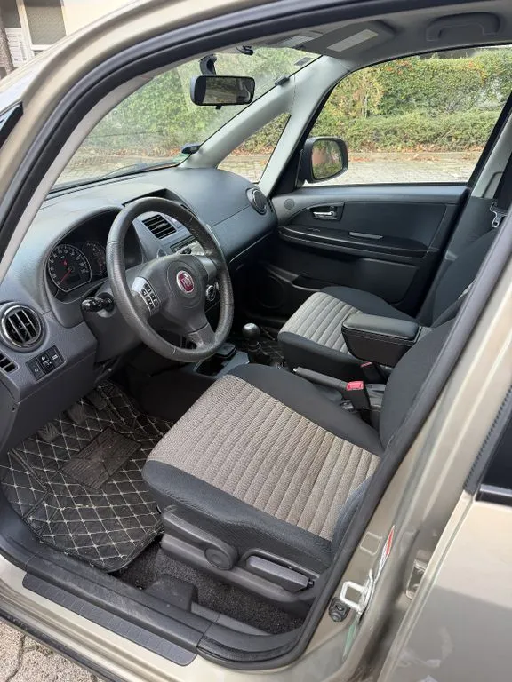 Fiat Sedici