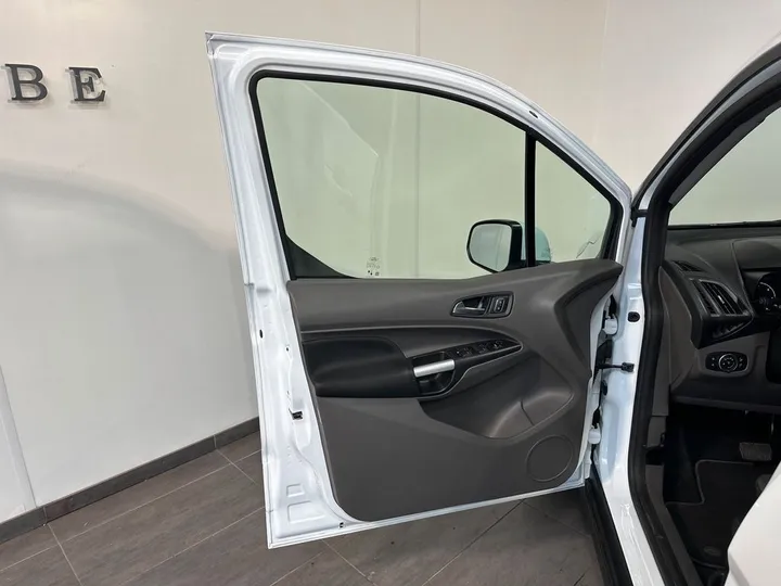 Ford Grand Tourneo