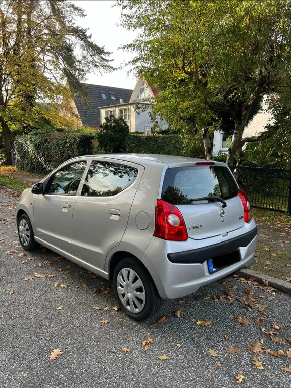 Nissan Pixo