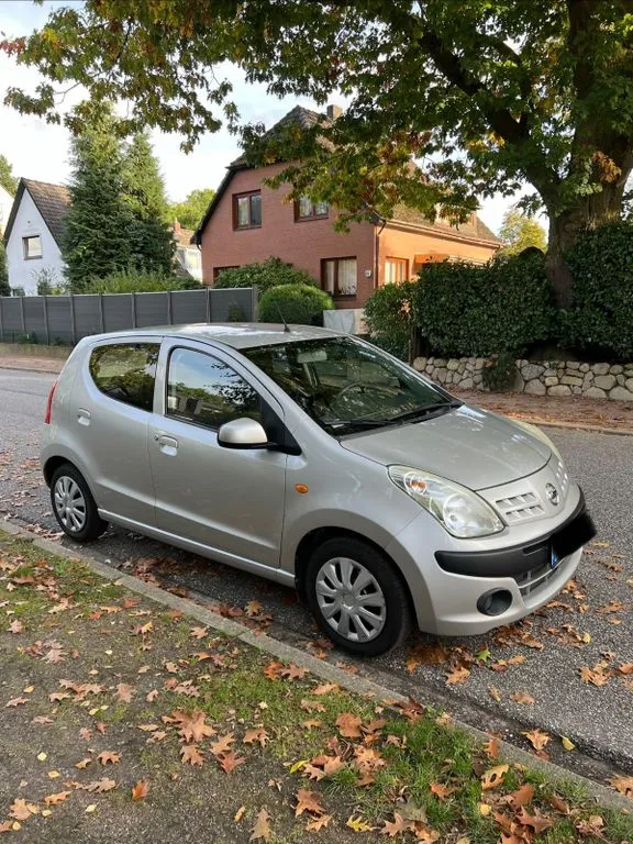 Nissan Pixo