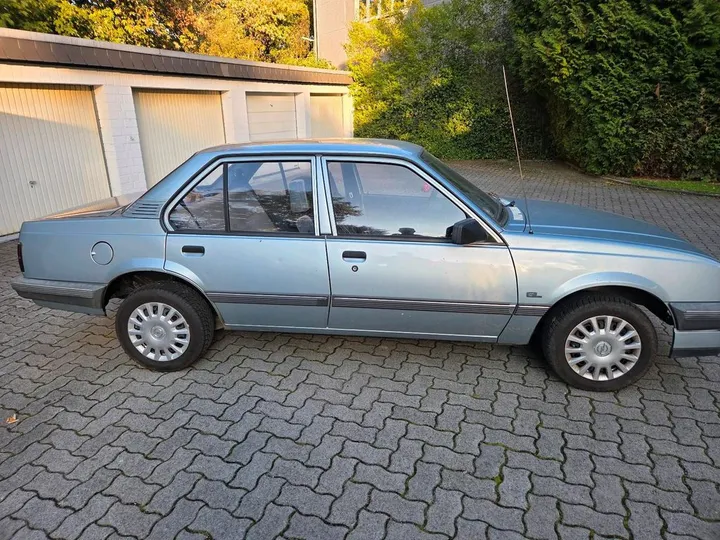Opel Ascona