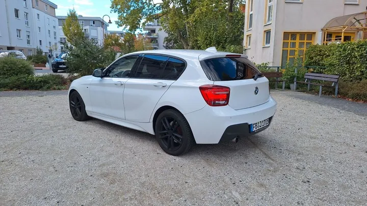 BMW 120