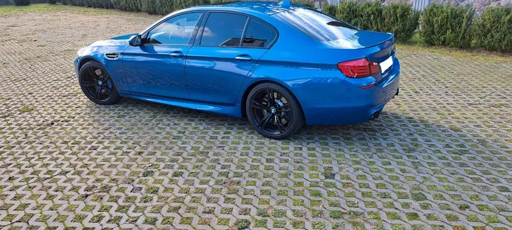 BMW M5