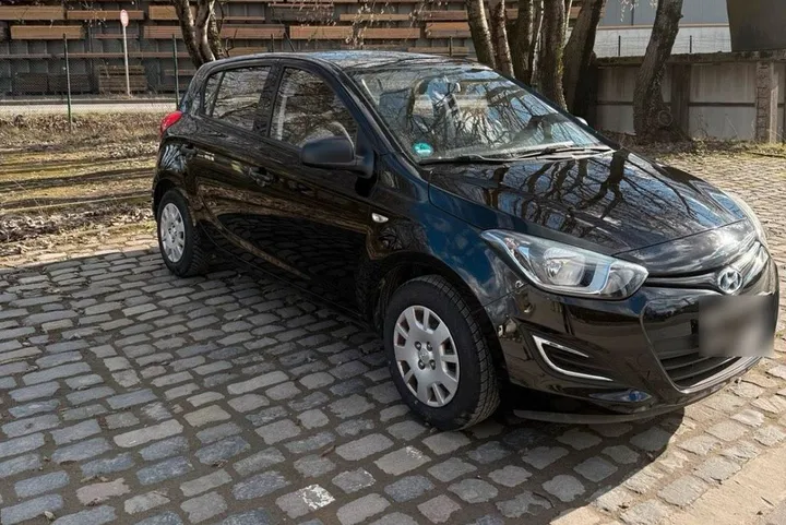 Hyundai i20