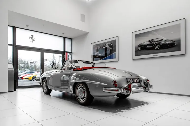 Mercedes-Benz 190