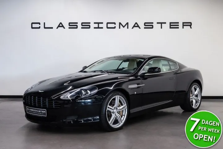 Aston Martin DB9