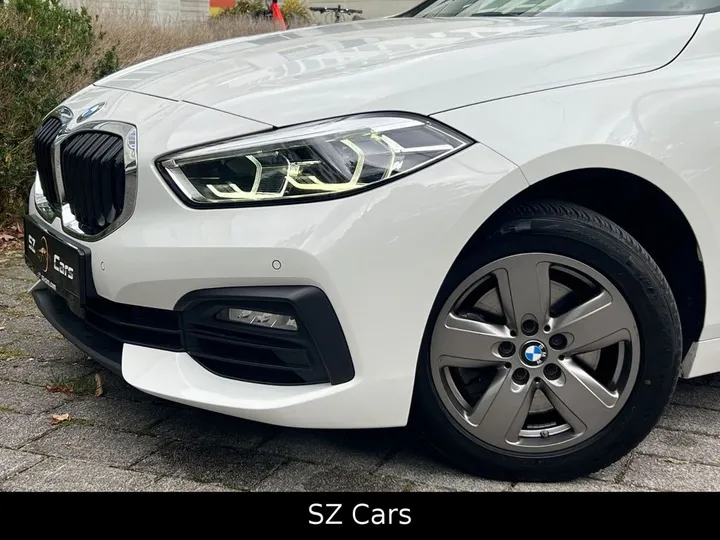 BMW 118
