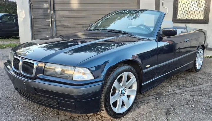 BMW 318