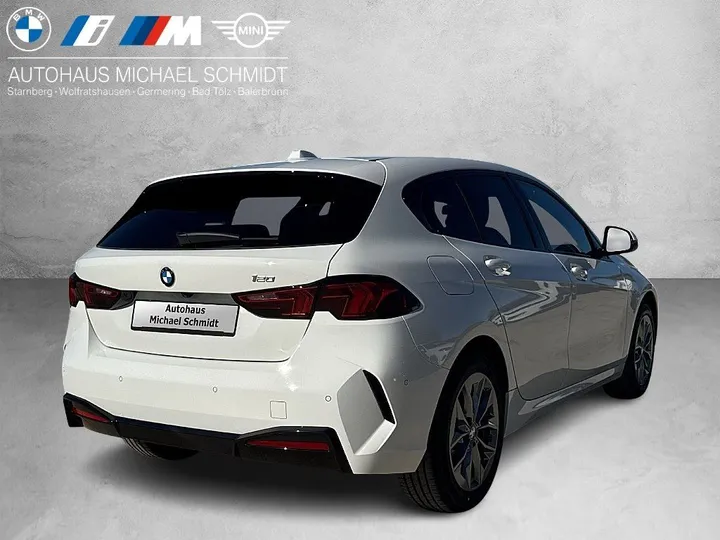 BMW 120