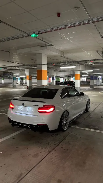BMW M240i