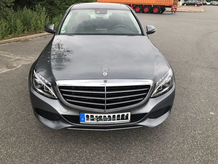 Mercedes-Benz C 180