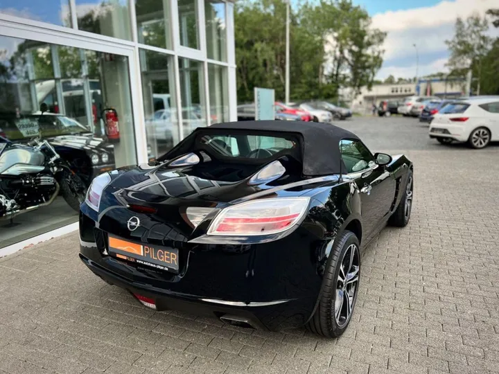 Opel GT