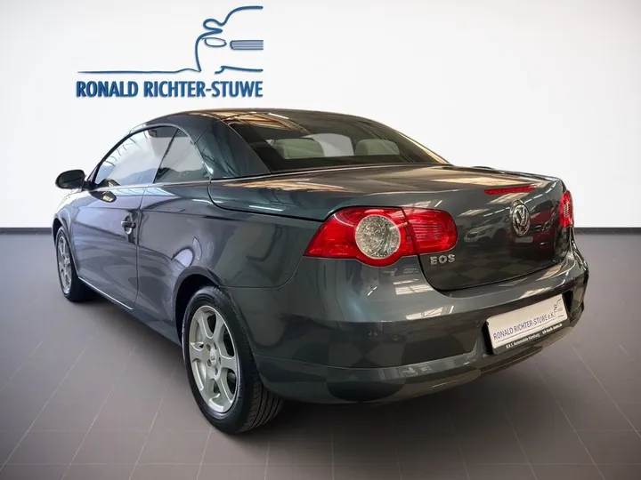 Volkswagen Eos