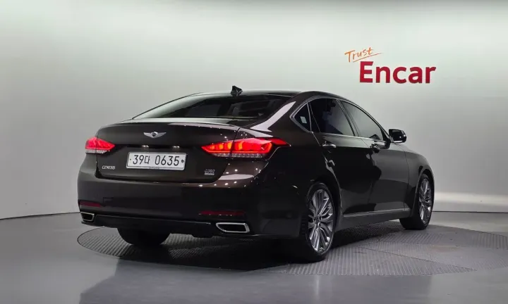 Hyundai Genesis