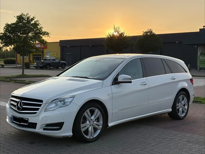 Mercedes-Benz R 350