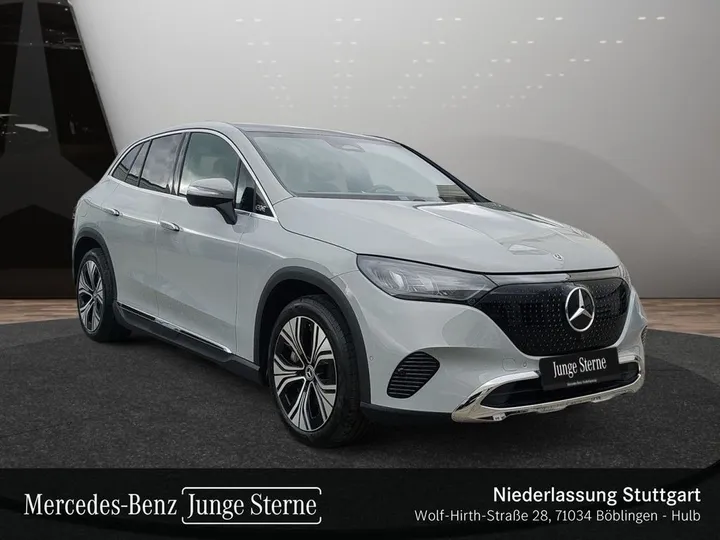 Mercedes-Benz EQE SUV