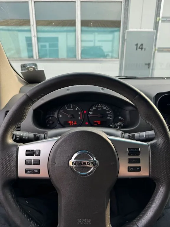 Nissan Navara