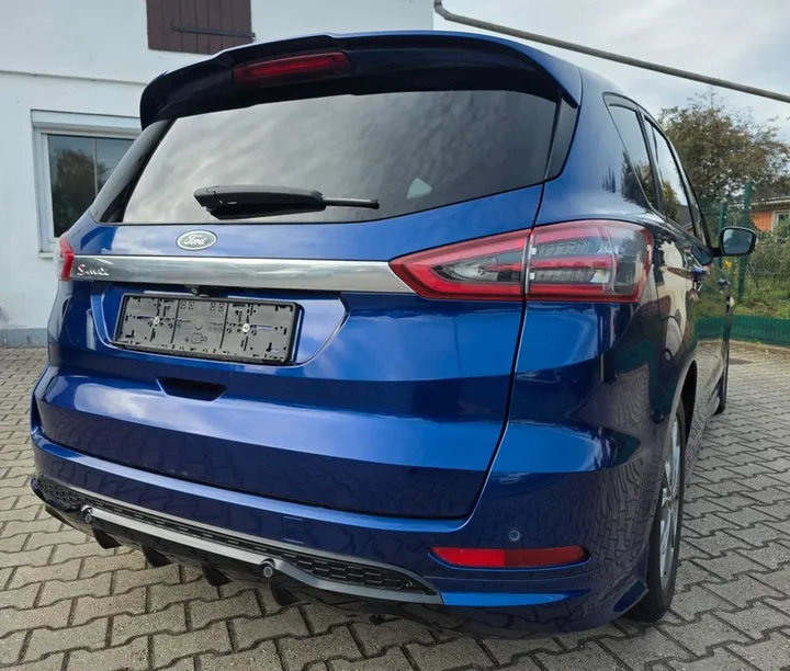 Ford S-Max