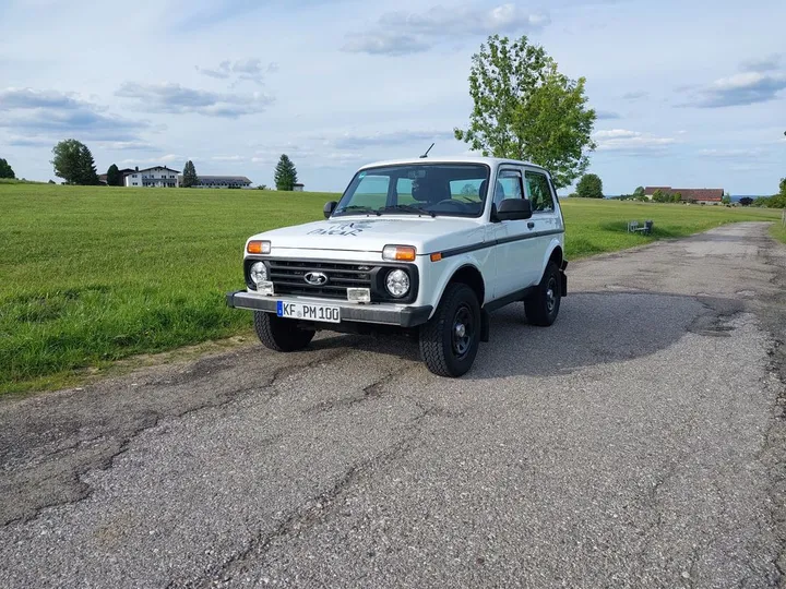 Lada Niva