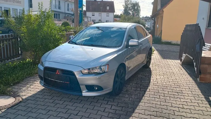 Mitsubishi Lancer