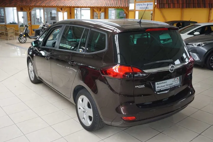 Opel Zafira Tourer