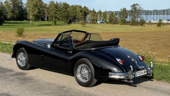 Jaguar XK