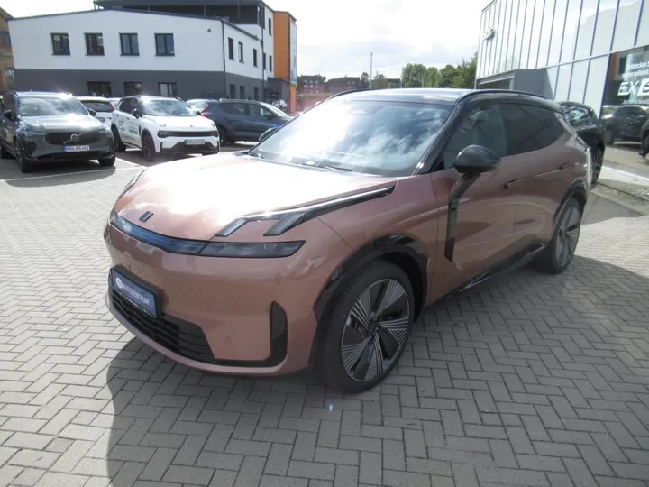 Lynk&Co 08