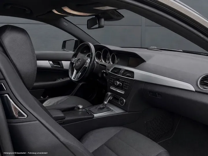 Mercedes-Benz C 250