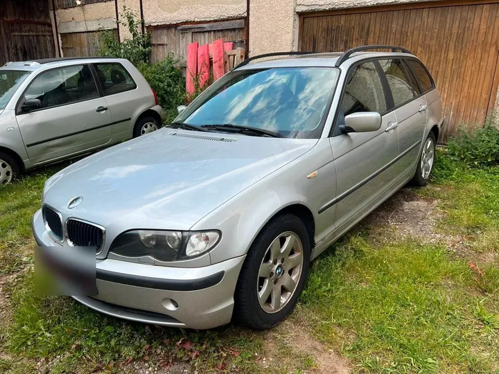 BMW 320