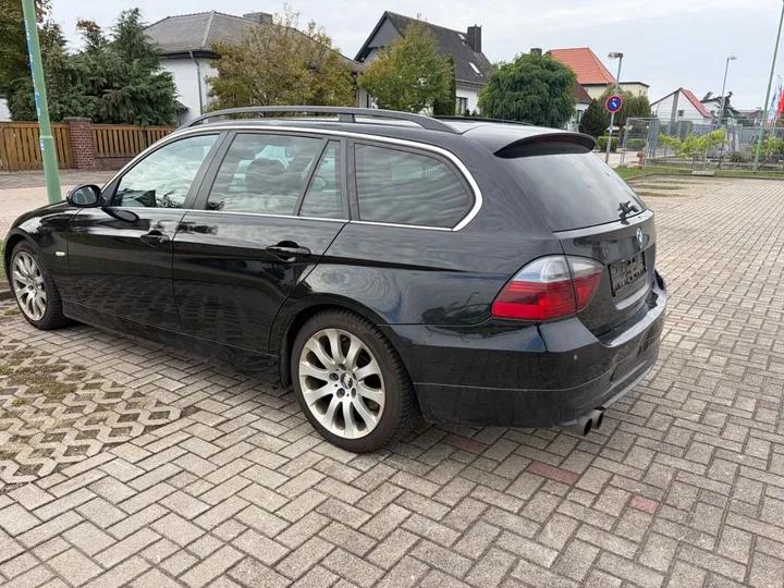 BMW 325