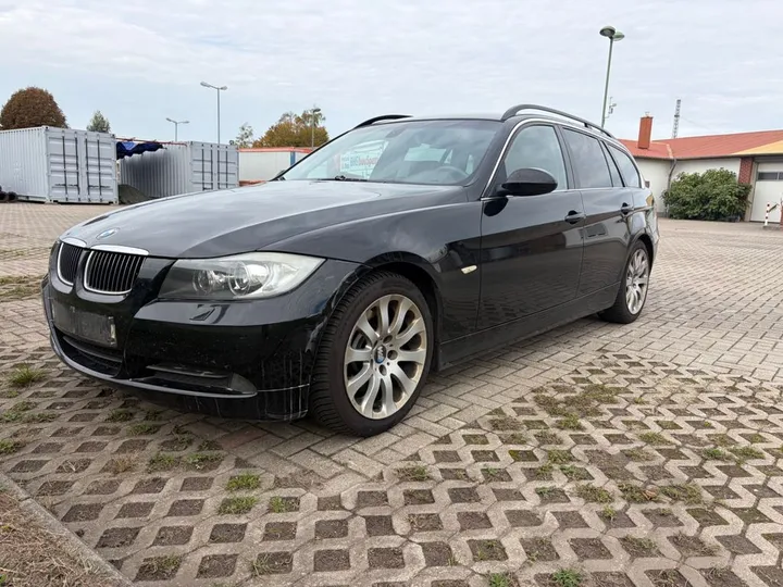 BMW 325