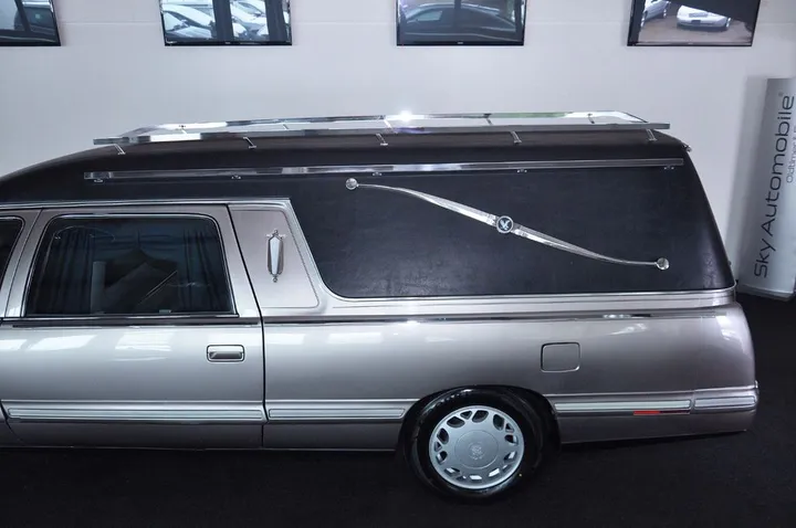 Cadillac Deville