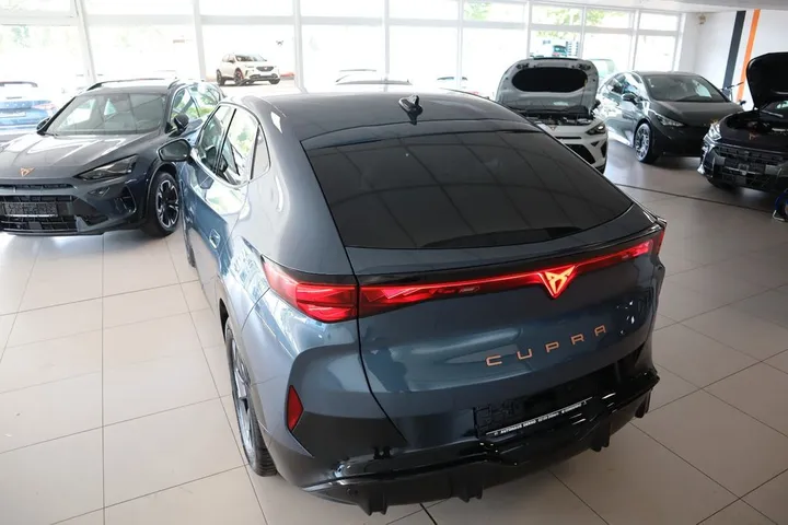 Cupra Tavascan