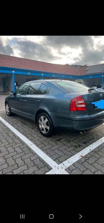 Škoda 105